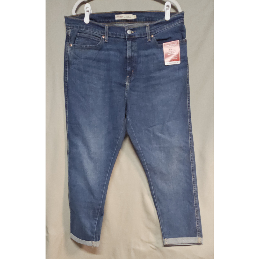 Signature by Levi Strauss Women's Boyfriend Jeans - Blue